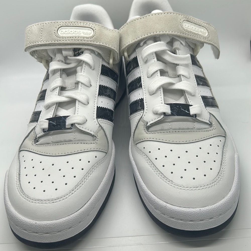 Brand Adidas New no box Forum Tennis Men’s Sneakers.